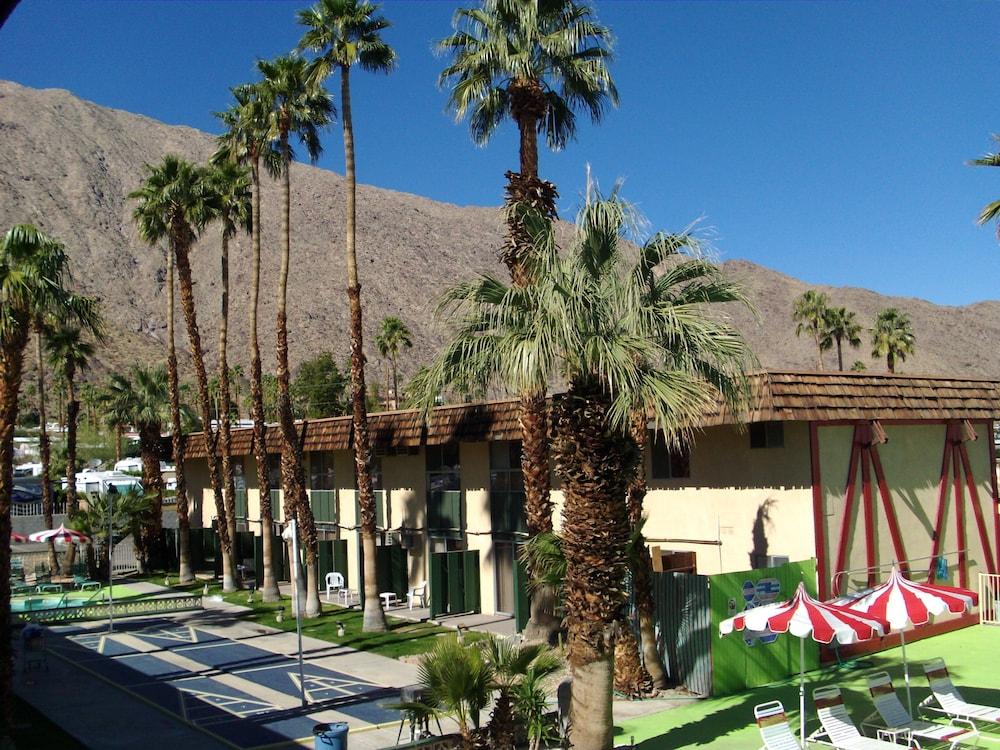 Desert Lodge Palm Springs Bagian luar foto